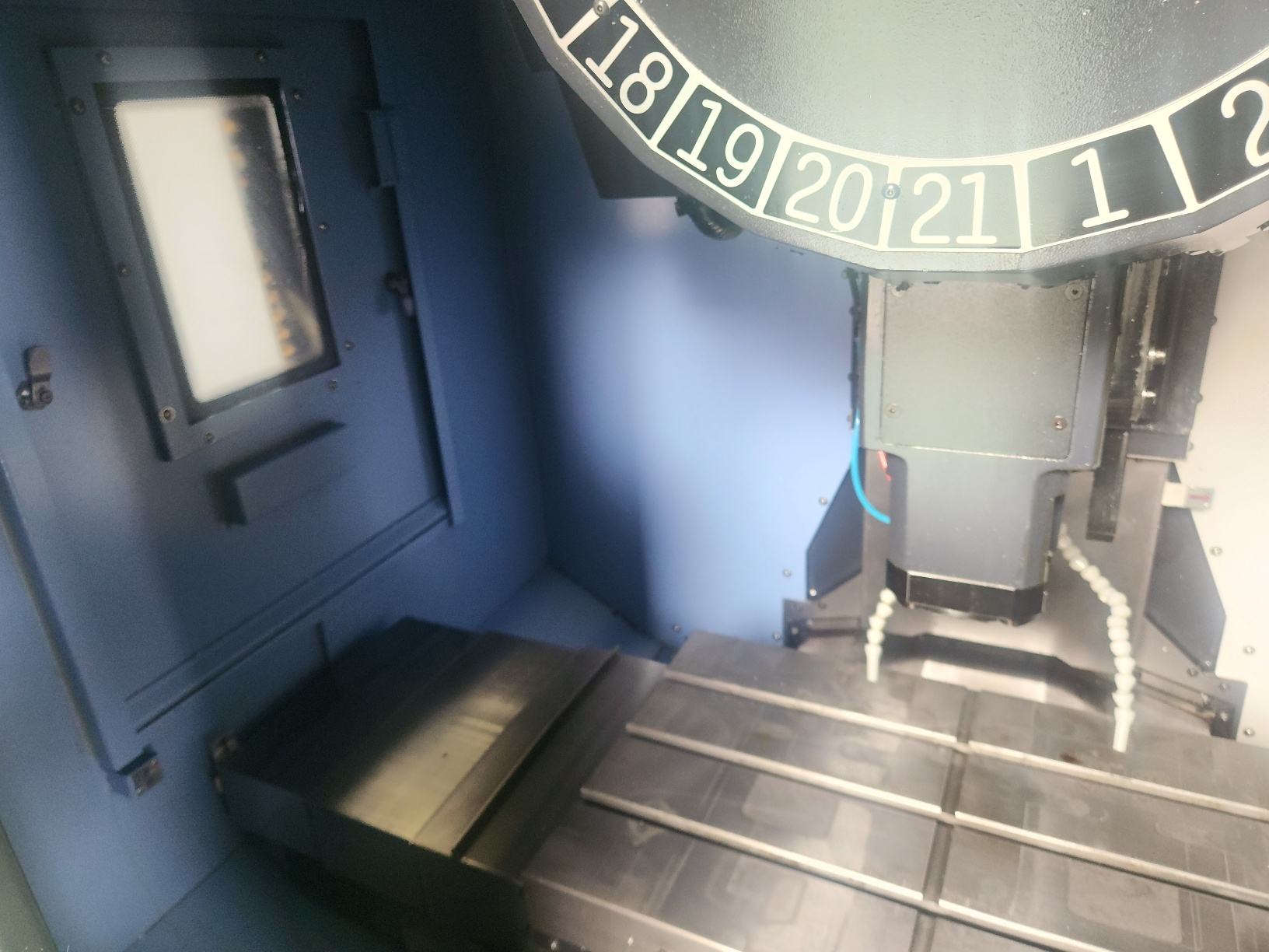 두산 탭핑센터 T4000 12K (2021년 5월) 동일사양 5식