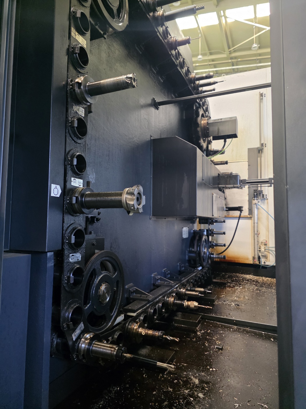 두산  호리젠탈 머시닝센터  HM-1250 (2018년 10월)