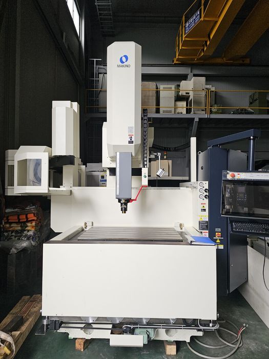 마키노 방전기 EDNC8, 마끼노 방전기 EDNC8, 마키노 방전가공기EDNC8, 마끼노방전가공기EDNC8, 마키노 EDNC8