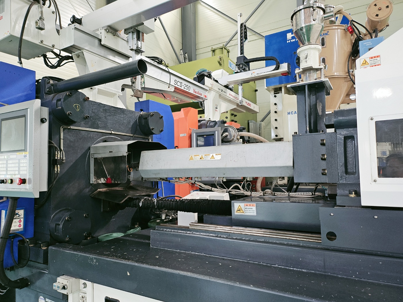 LS엠트론 전동사출기 330톤 LGE-330Ⅱ (2015년 2월)