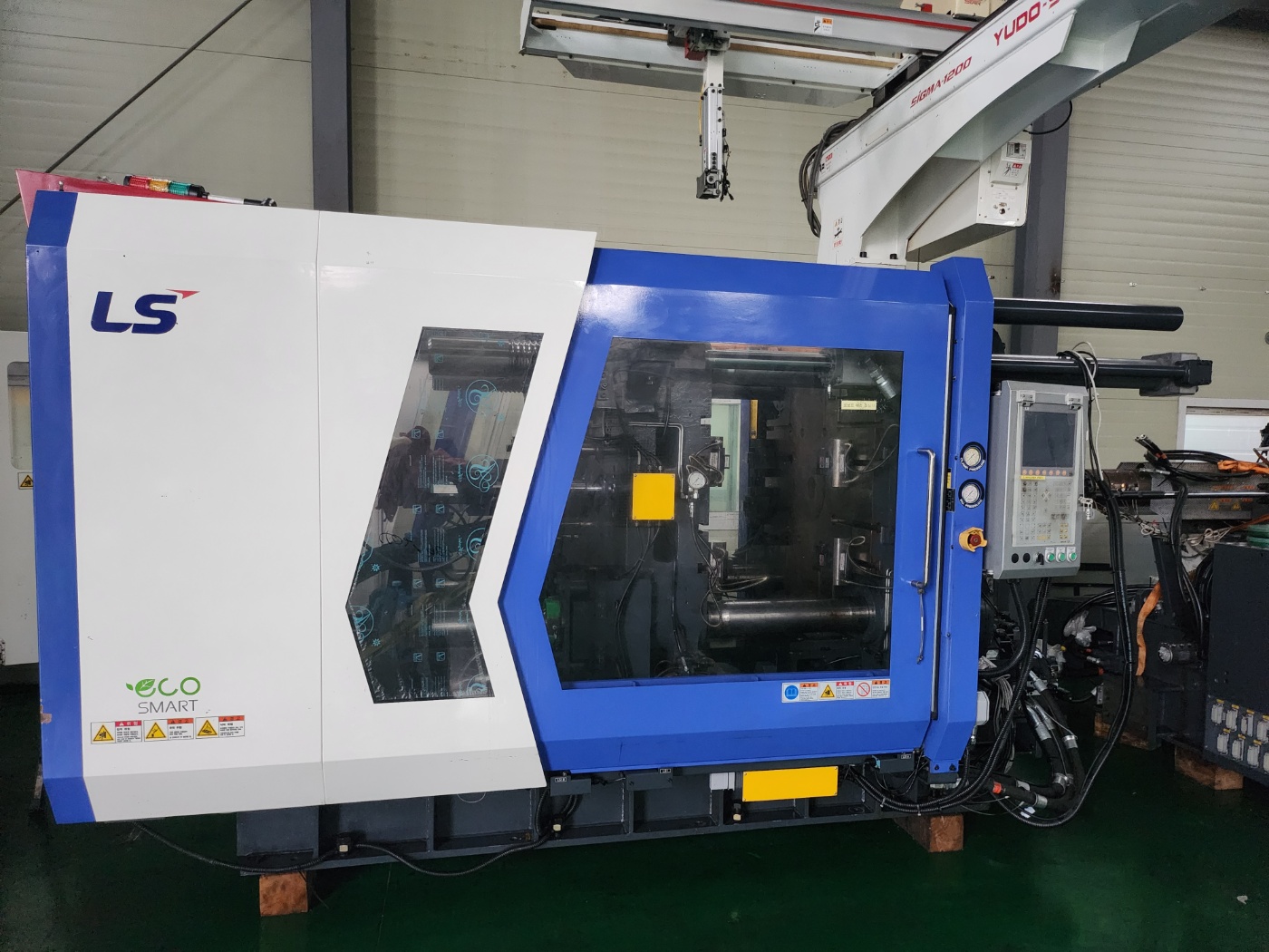 LS엠트론 하이브리드사출기 450톤 WIZ-500 (2017년 3월)