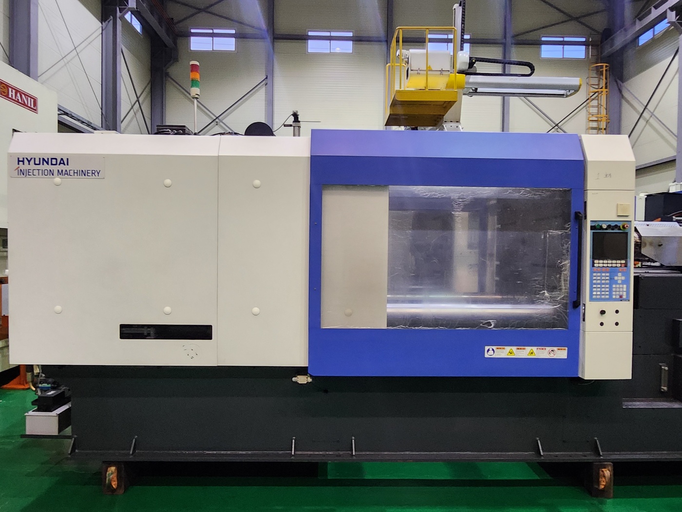 현대사출기 EDIS 550톤 하이브리드타입  (2019년 12월)