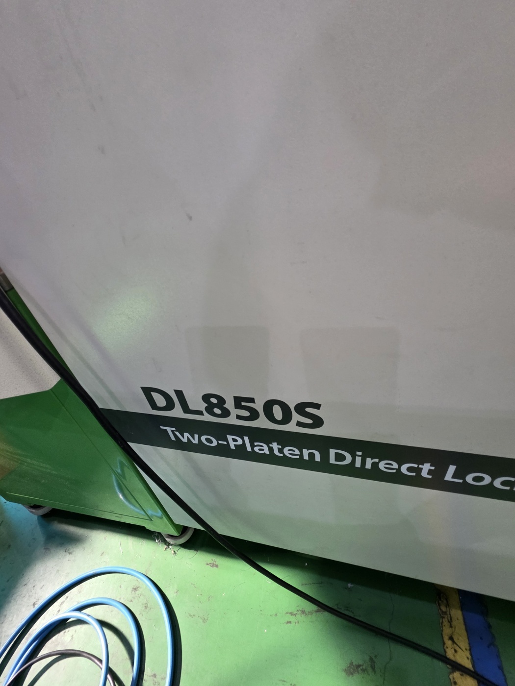 우진사출기 850톤 DL850S 하이브리드 타입 (2021년 5월)  현장판매합니다.