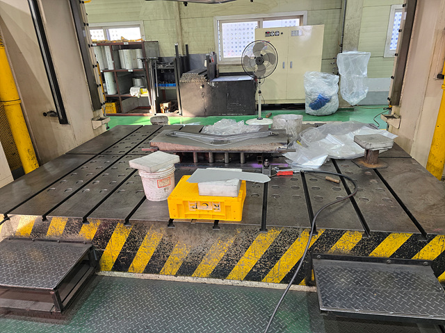 극동 유압프레스 1000톤