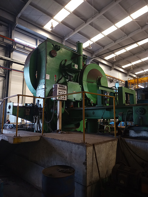 Erfurt 중고 환봉절단기 1600톤