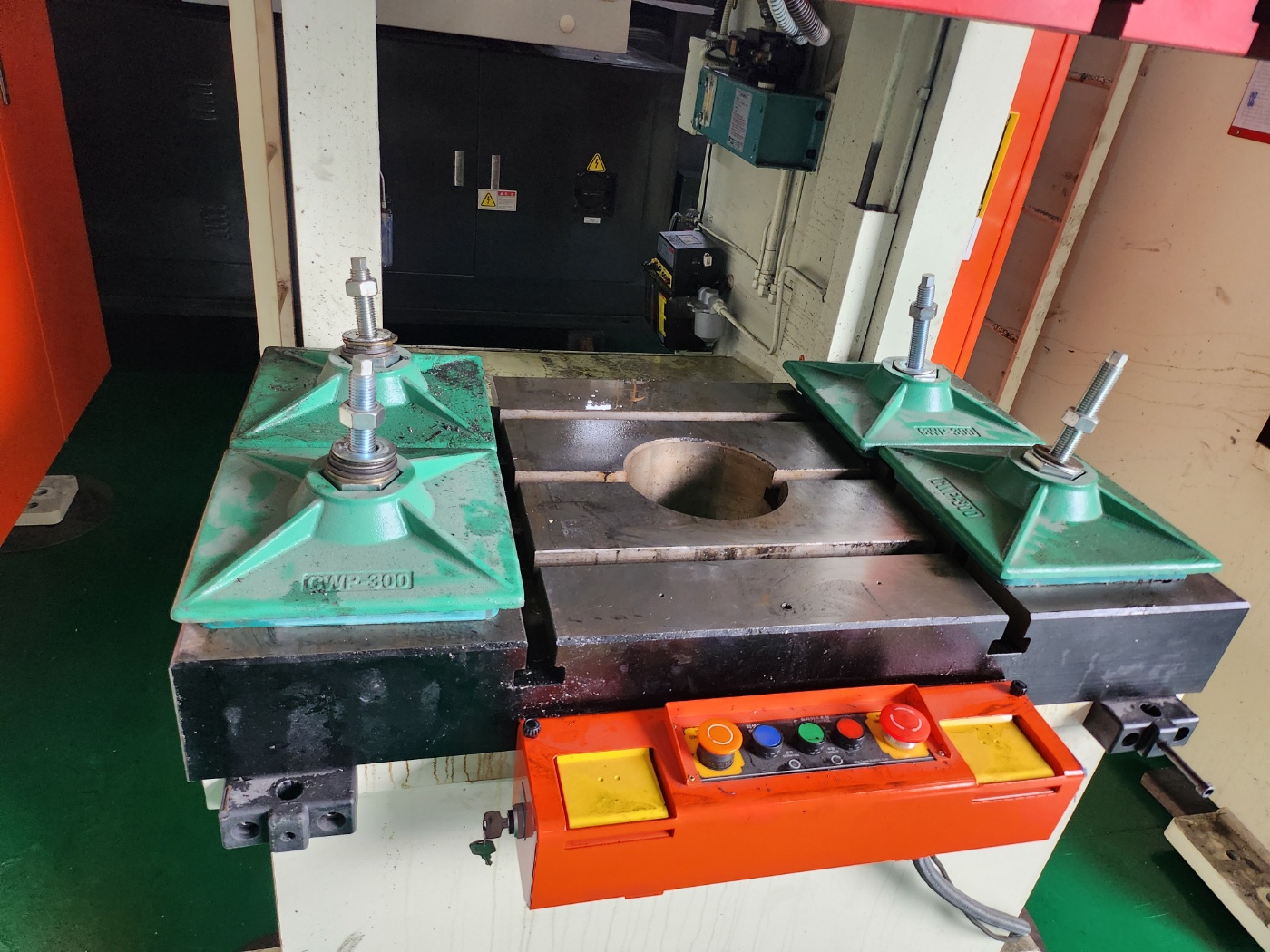 J&H(한얼)  C형프레스 110톤 (2022년 8월)  동일사양 3식