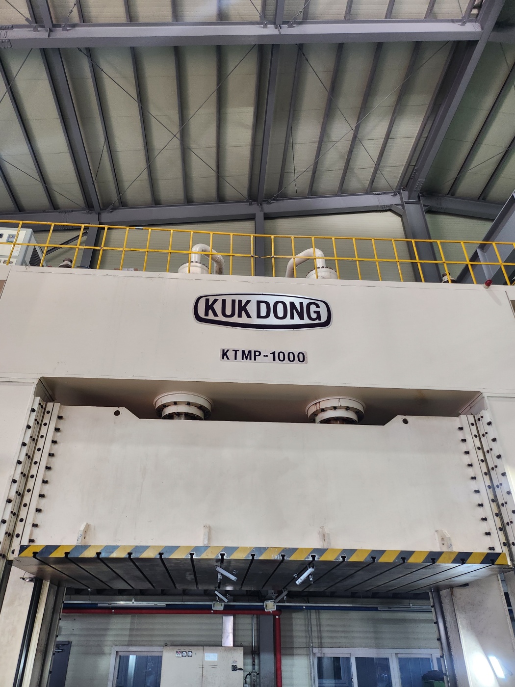 극동 유압프레스 트라이아웃 1000톤-다이쿠션 有 (2015년 4월)