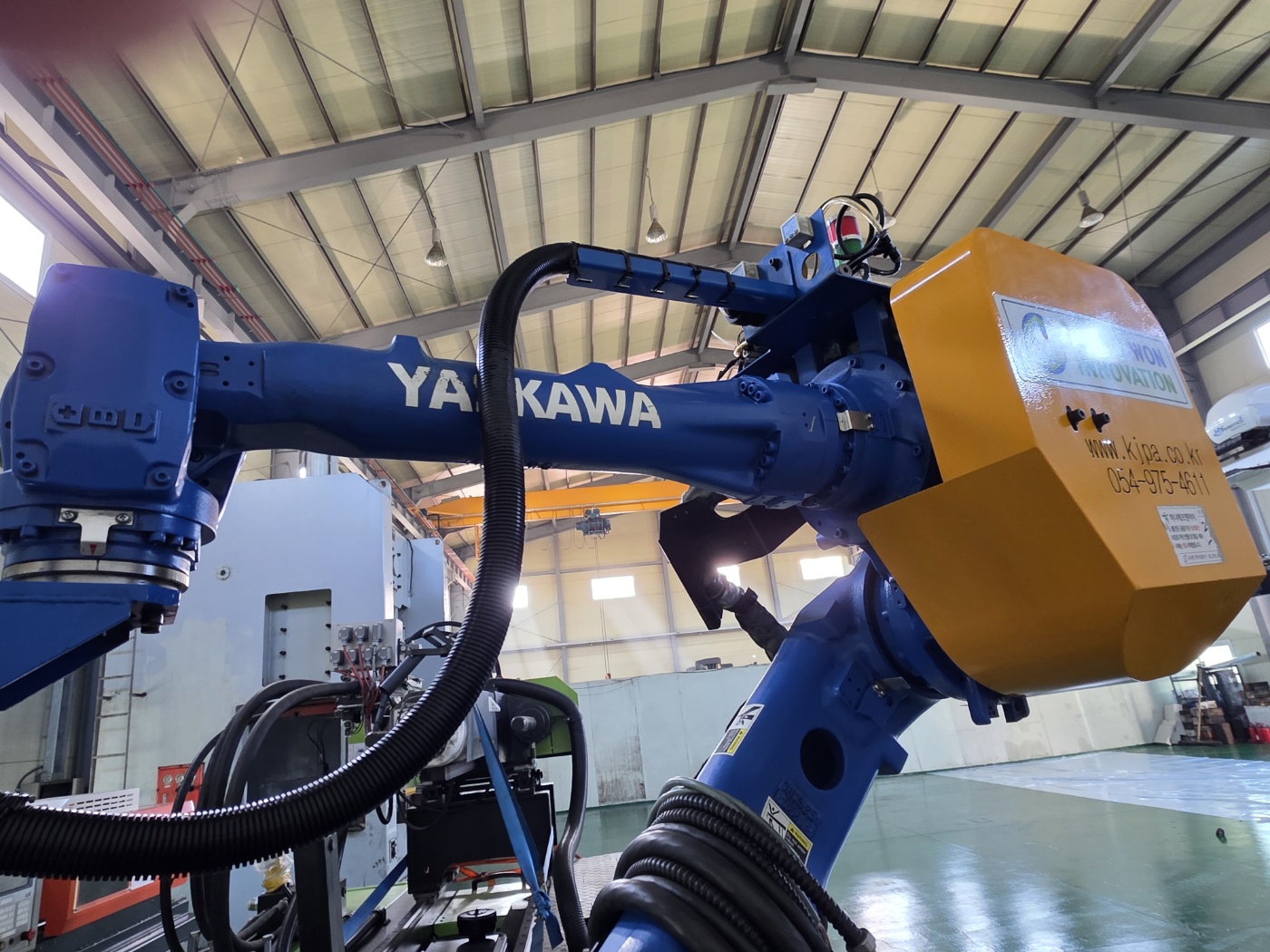 야스카와 (YASKAWA) 다관절 로보트  MH-50II  (2018년 8월)