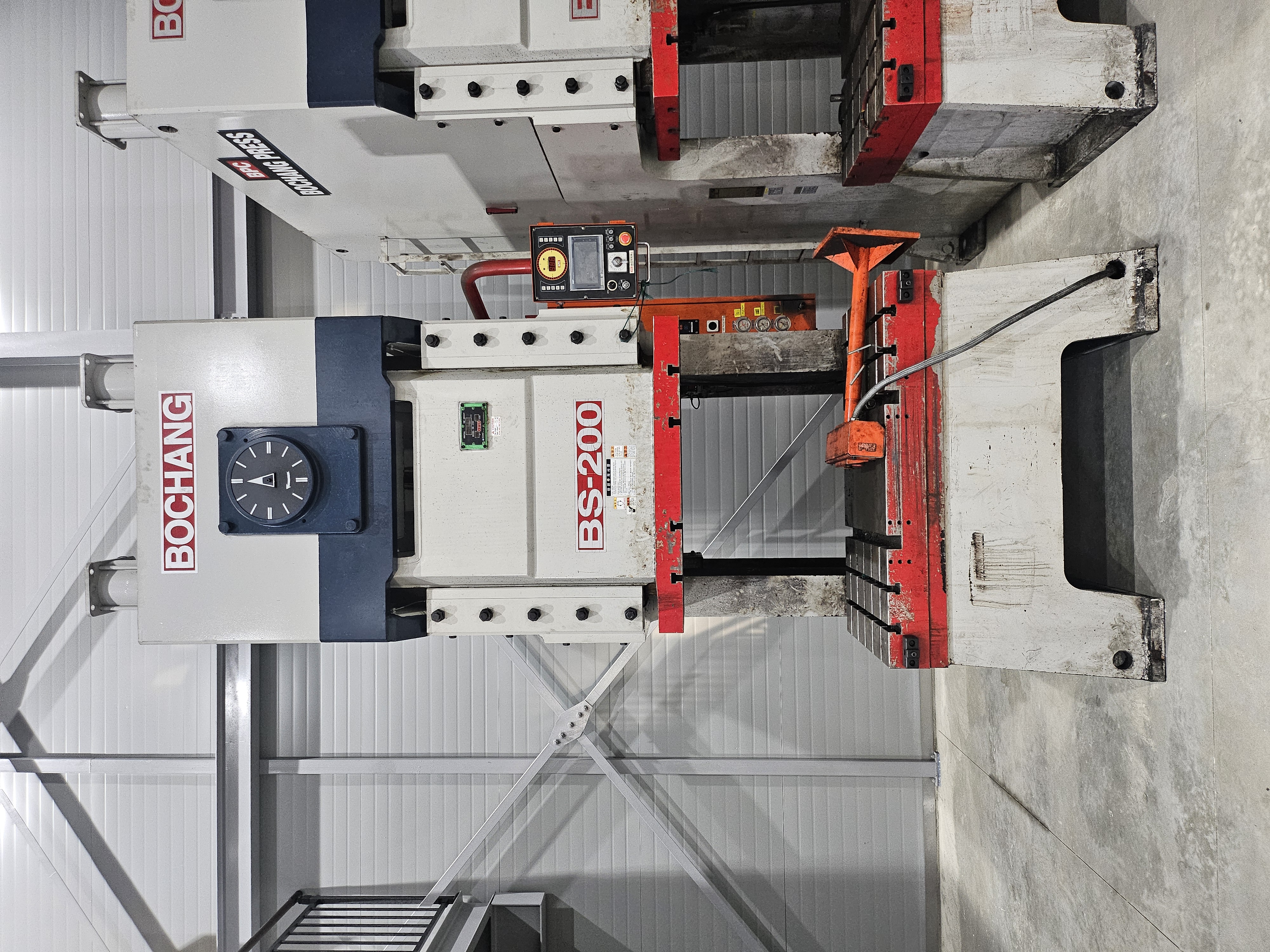 보창 프레스 200톤 ( 2010년식 / 2014년식 / 2016년식 / 2019년식 )