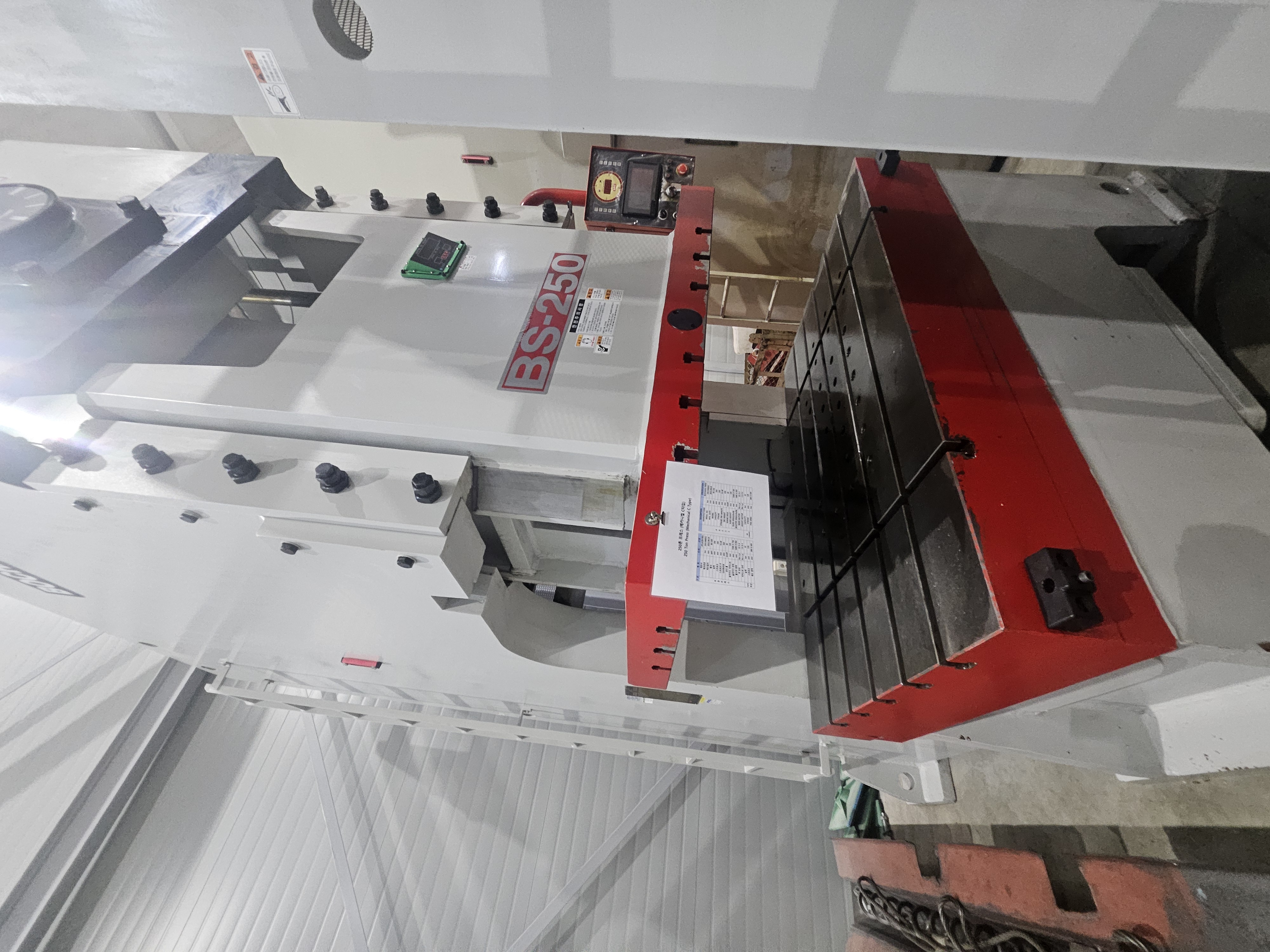 보창 프레스 250톤 ( 2011년식 / 2019년식 / 2022년식)