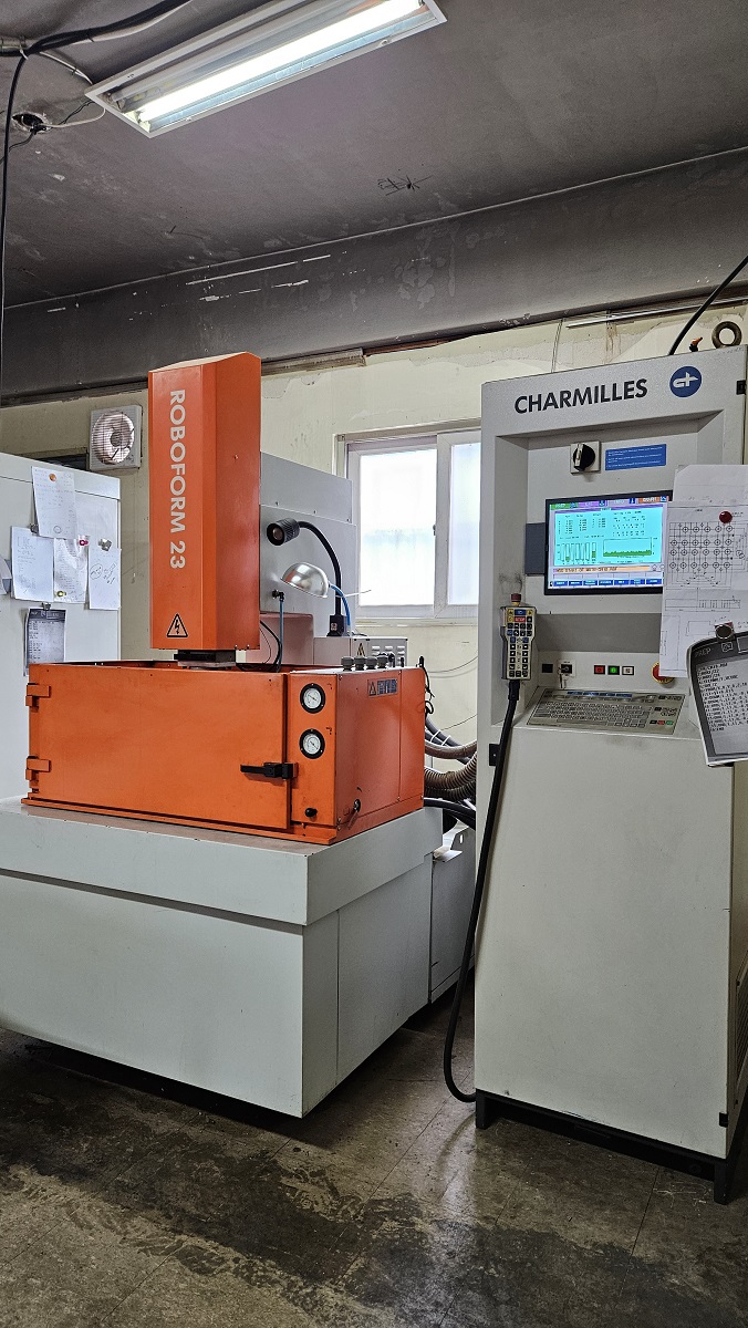 CNC방전기(샤밀)