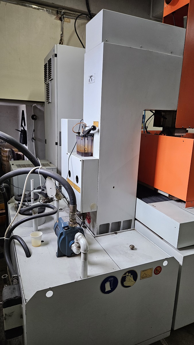 CNC방전기(샤밀)