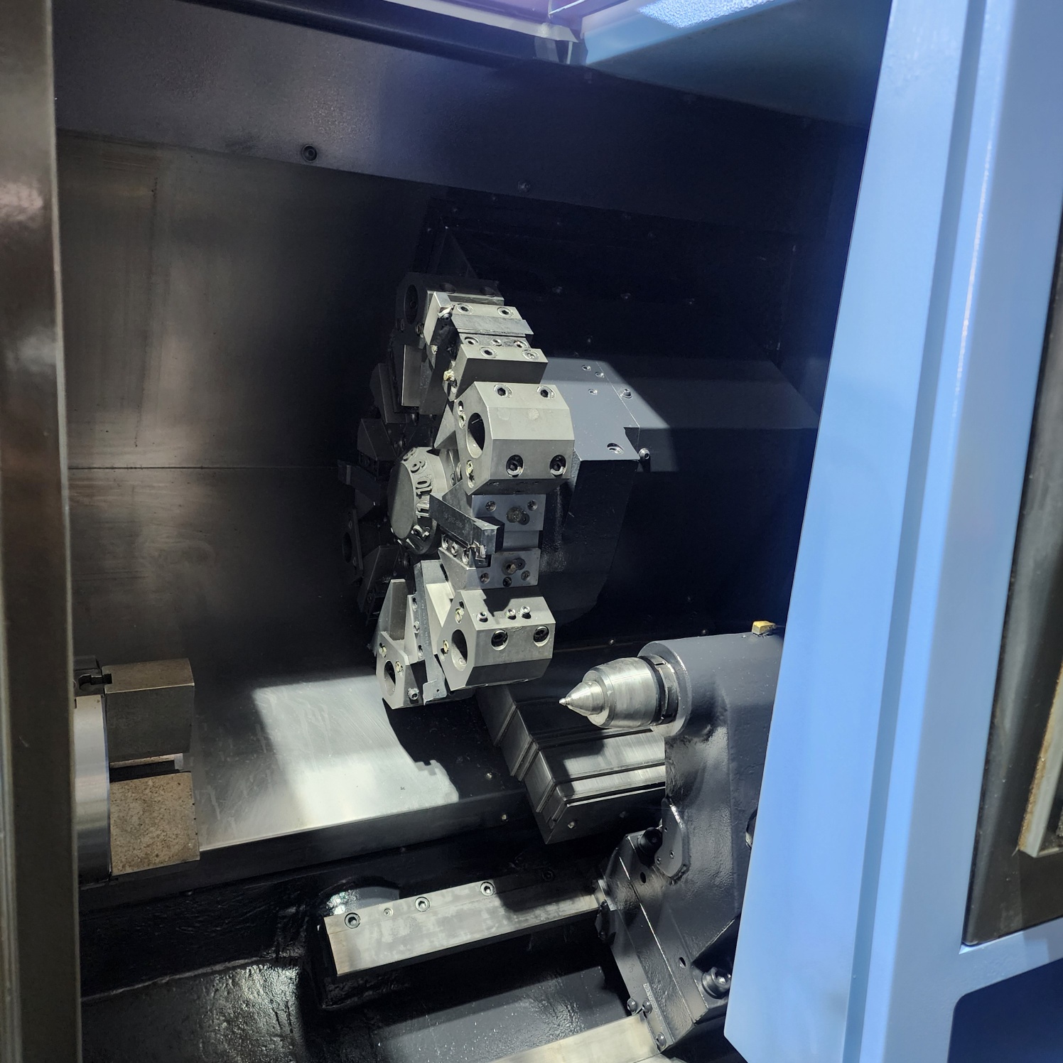 두산6인치 CNC선반 LYNX-220A(2015년) 1대