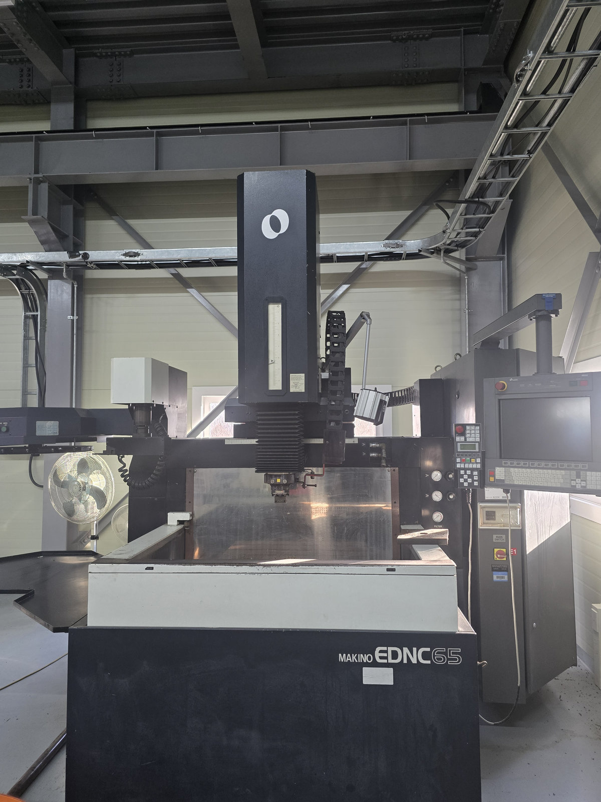 마키노 방전기 EDNC65-A16, 마키노 방전가공기 EDNC65-A16, 마키노방전기EDNC65-A16, 마키노방전가공기EDNC65-A16