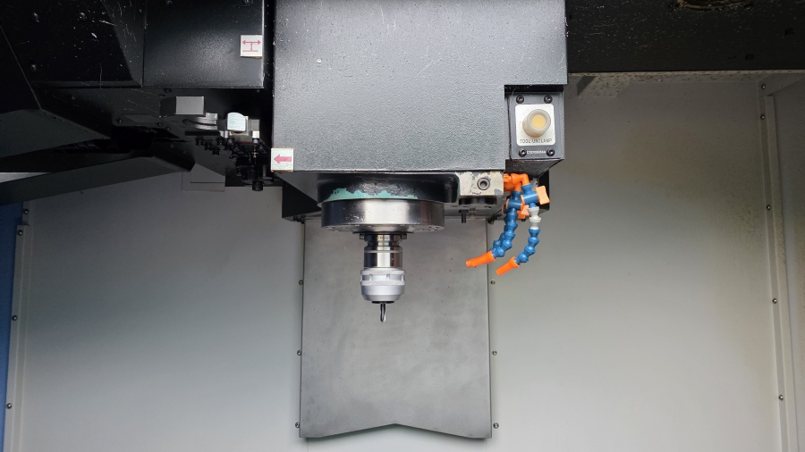 디엔솔루션즈 머시닝센터(4호) DNM4500