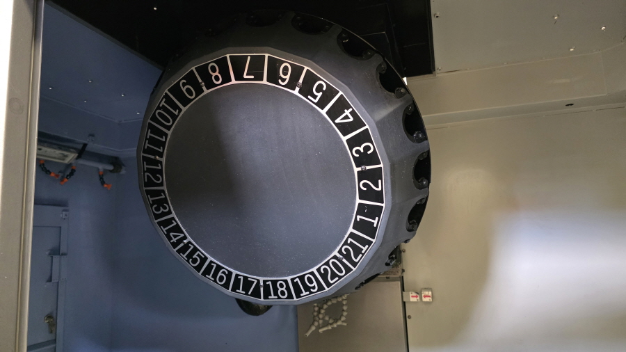 두산 탭핑센터 T4000L