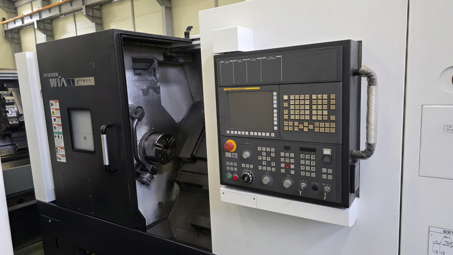 현대위아 CNC선반 L300MA(턴밀)