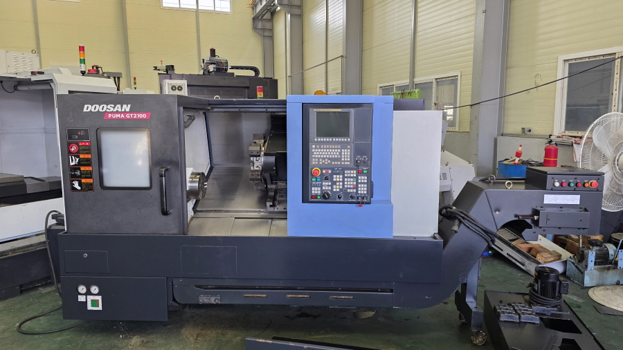 두산 CNC선반 PUMA GT2100