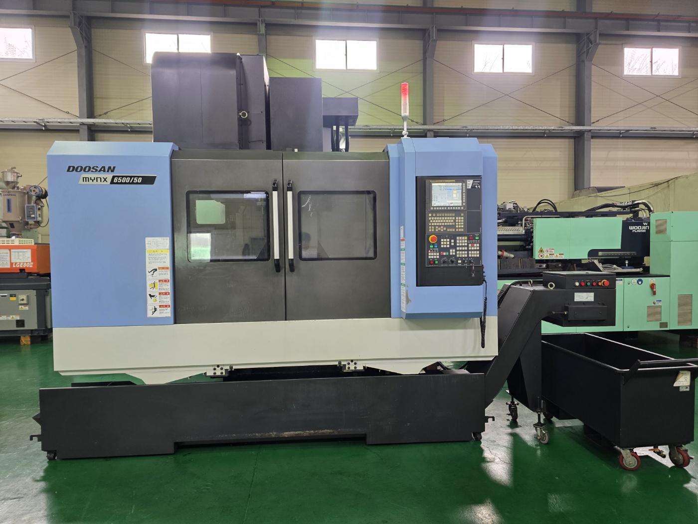 두산 머시닝센터  MYNX6500/50  8000RPM (2017년 5월)