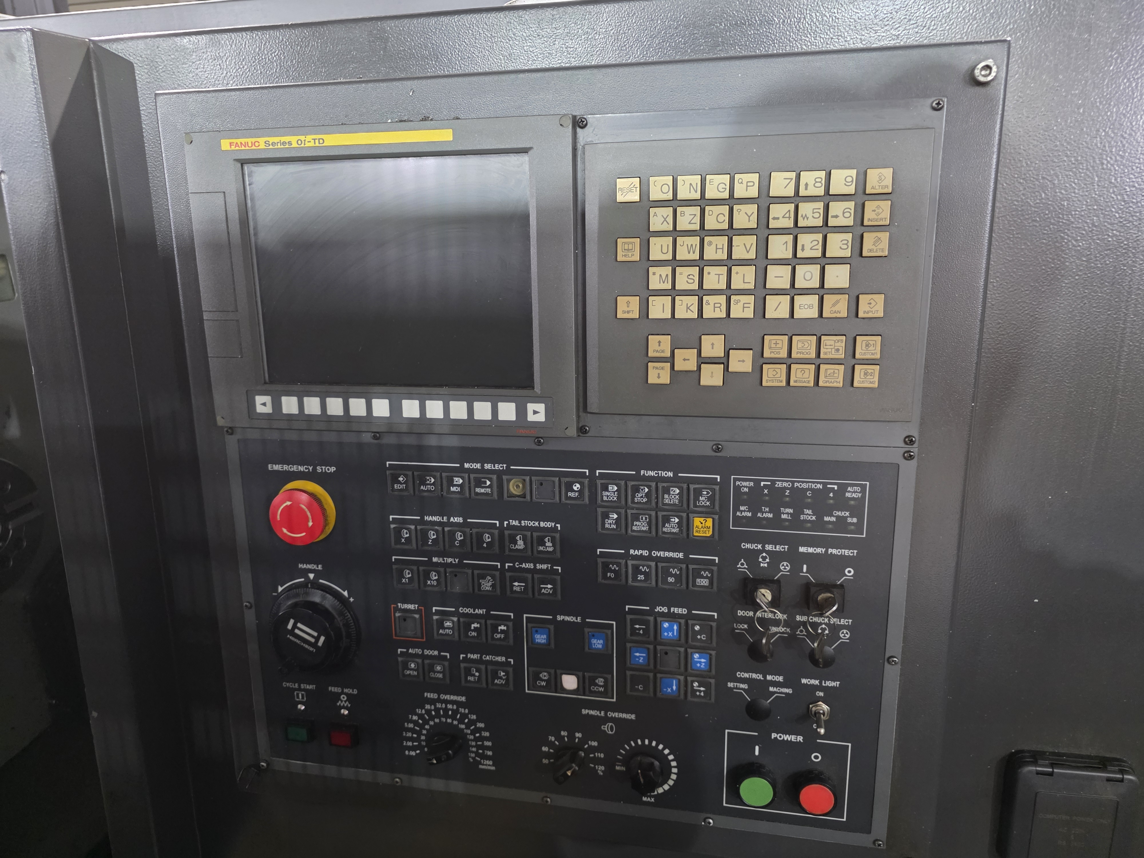 화천8인치 CNC선반 HI TECH-200A(2012년식) 1대
