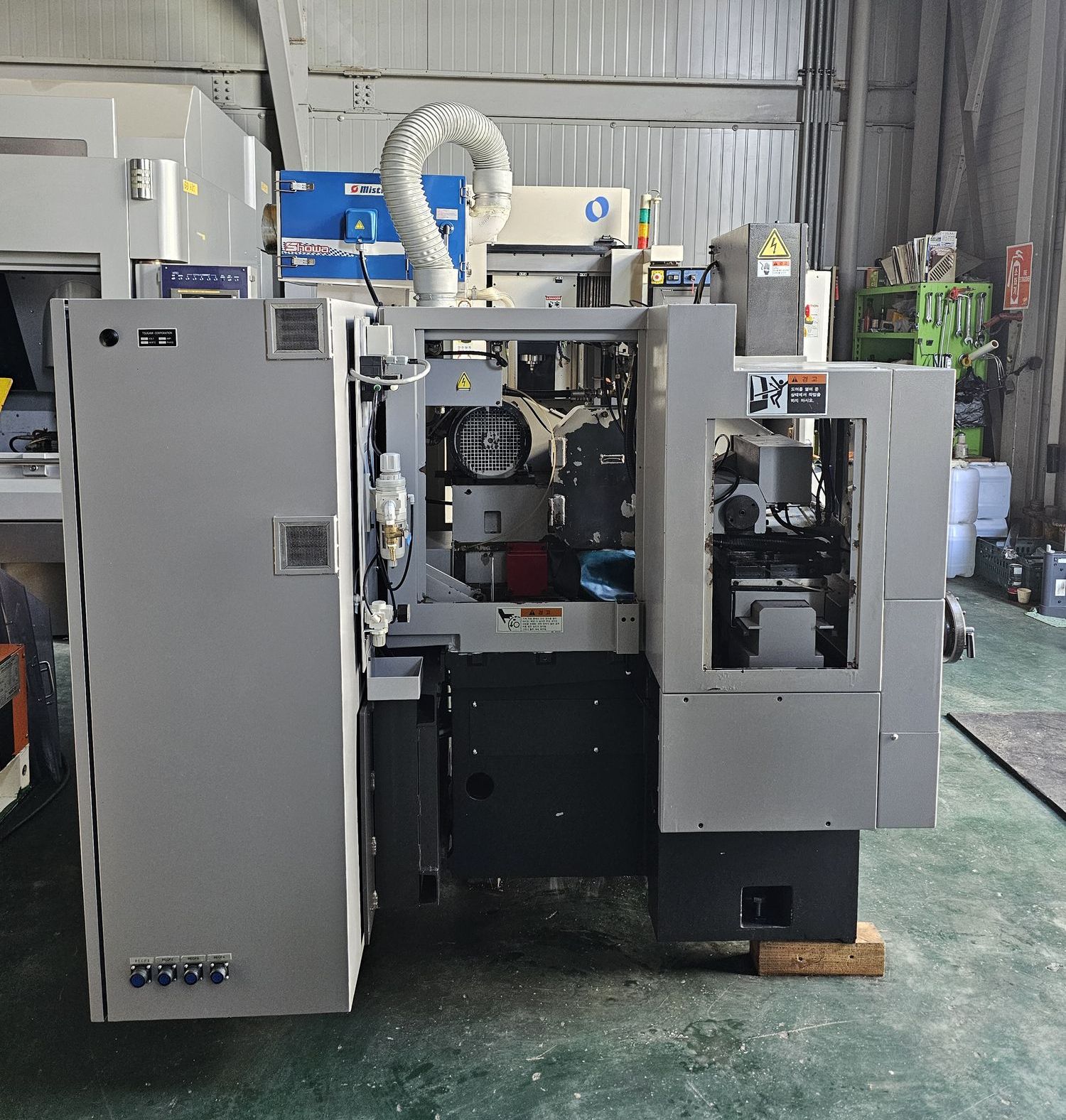 쓰가미 CNC원통연마기 G18-IISB, 쓰가미 CCN원통연삭기 G18-IISB, 쓰가미CNC원통연마기G18-IISB, 쓰가미원통연삭기G18-IISB, 쓰가미원통연마기G18-IISB