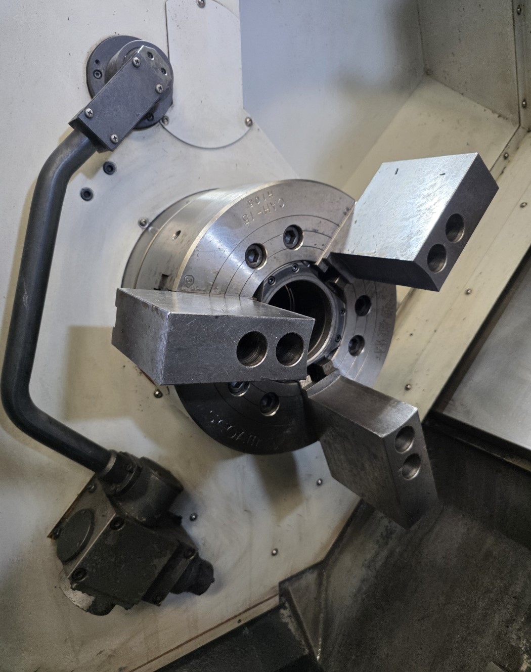 두산/PUMA4100B/15인치