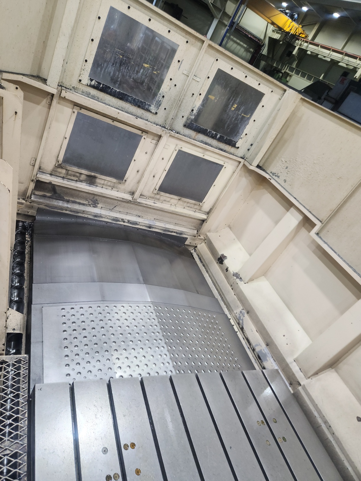 화천 문형머시닝센터  SIRIUS-1750 12000RPM (2013년 12월)