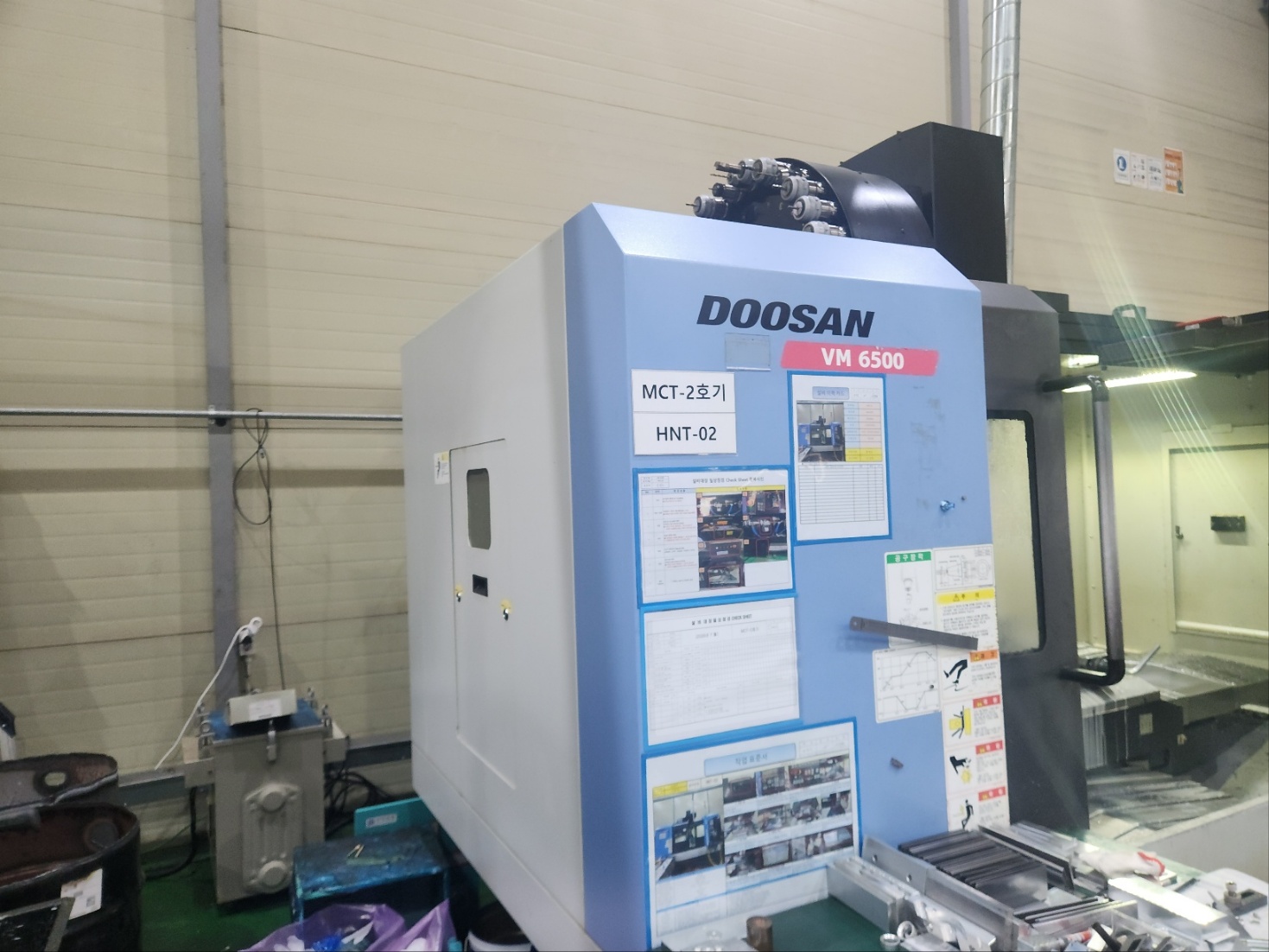 두산 머시닝센터  VM6500  12000RPM (2014년 8월)