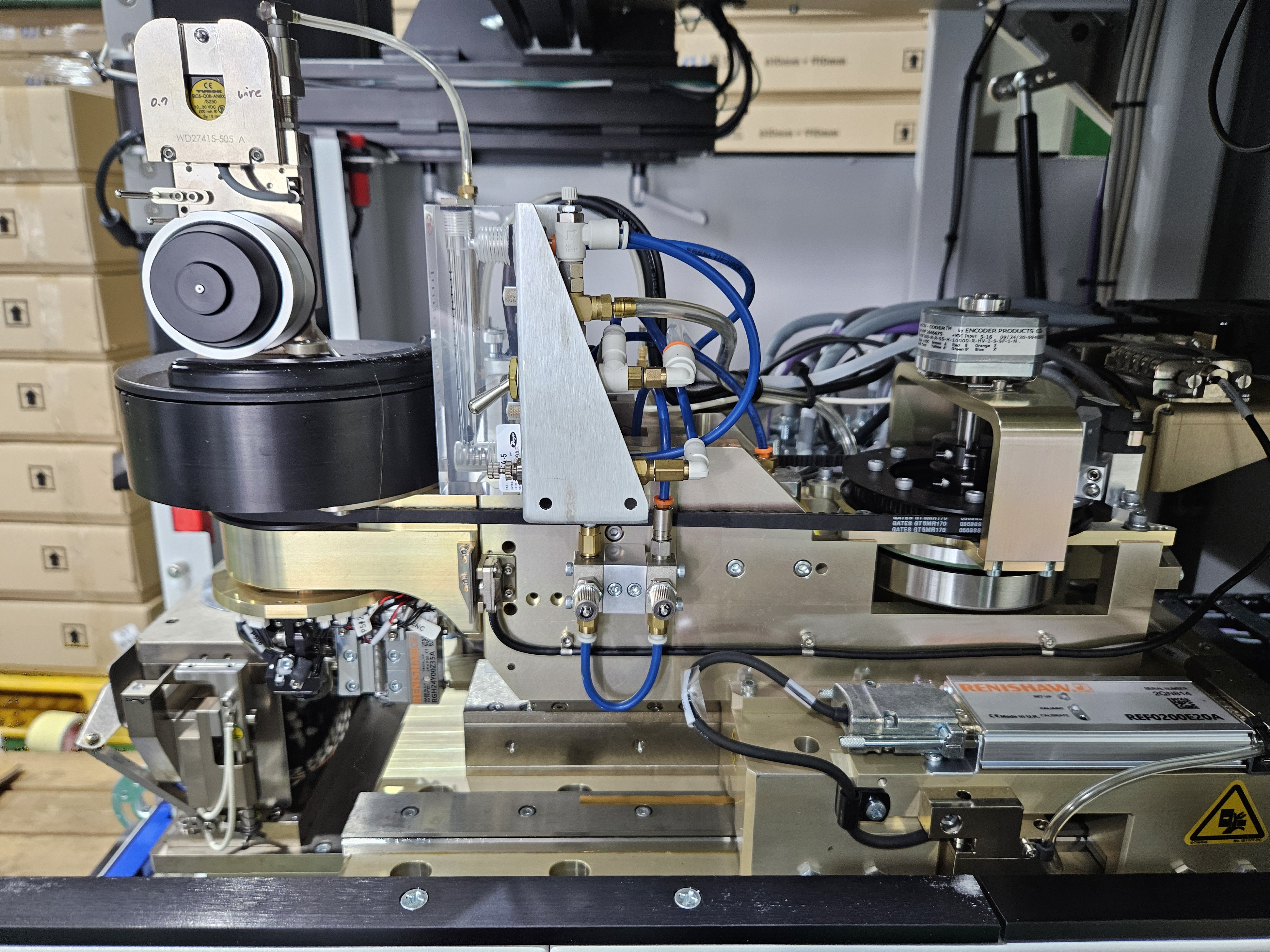 9000 Wedge bonder